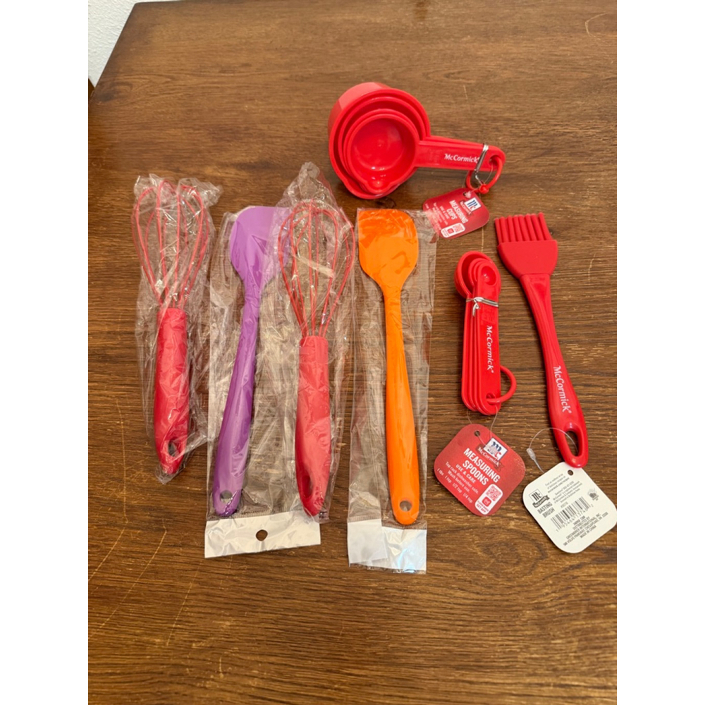 McCormick Silicone Kitchen Tool Lot Measuring Cups Spoons Whisks Spatulas Brush